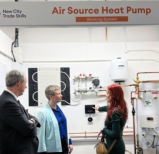 Low Carbon Technology Lab tour-2